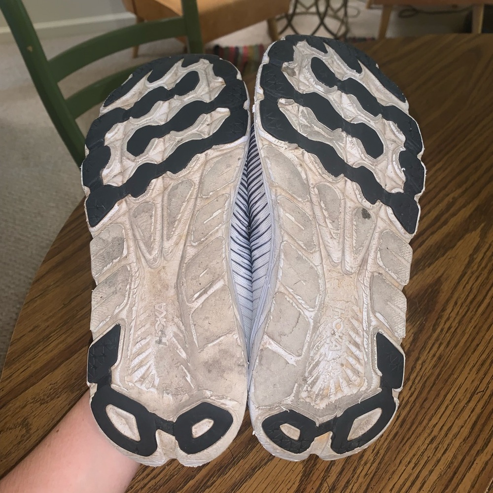 Sneakers - Picture 3 of 4